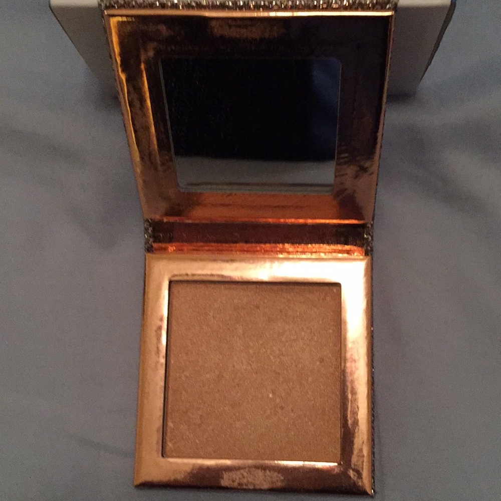 Dose of Colors DesixKaty Fuego Highlighter